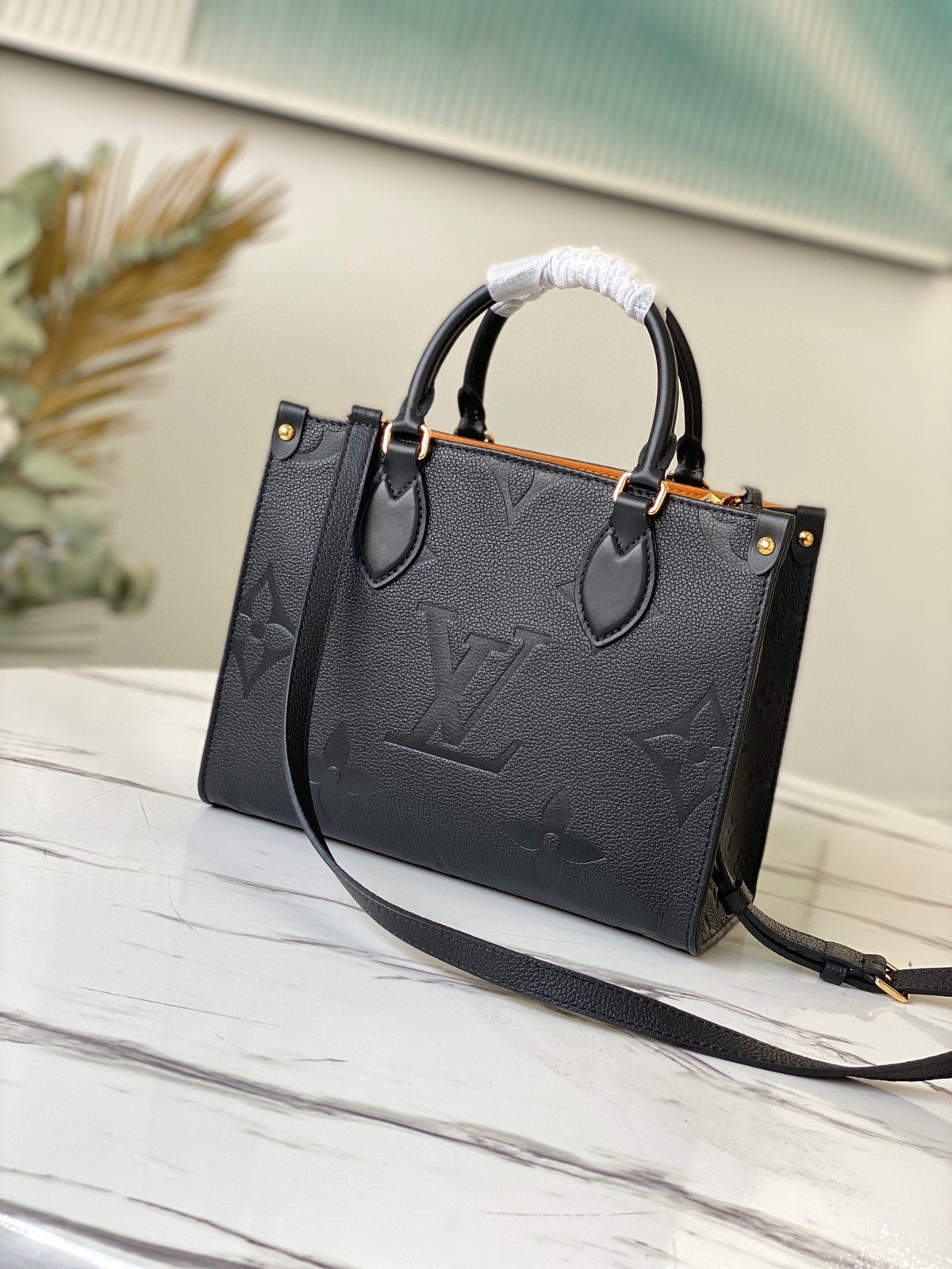 Bicolor handbag